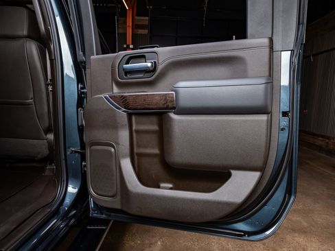 Used 2020 GMC Sierra 2500 Denali w/ Denali Ultimate Package image 39