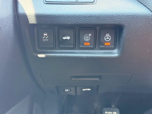 Used 2015 Nissan Altima 2.5 SL w/ Technology Package FWD image 23