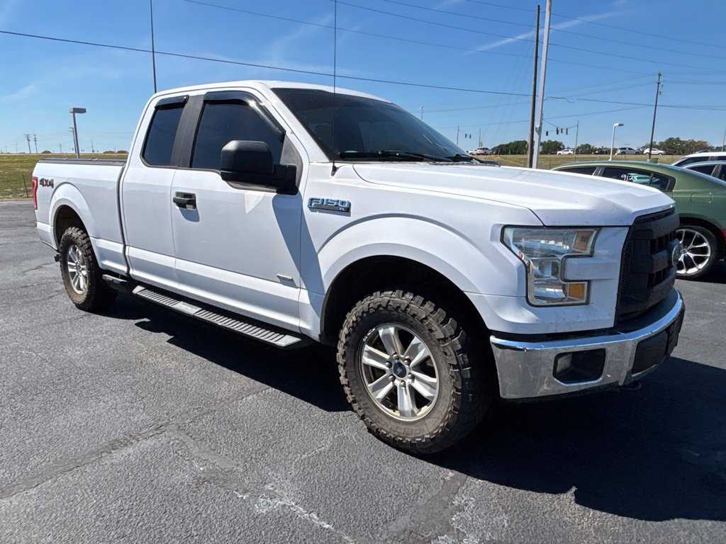 Used 2015 Ford F150 XL w/ Equipment Group 101A Mid AWD/4WD image 9