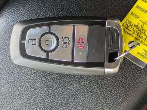 Used 2021 Ford EcoSport SE w/ SE Convenience Package FWD image 30