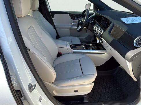 Certified 2026 Mercedes-Benz GLA 250 4MATIC image 20