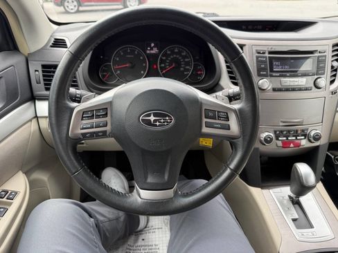 Used 2013 Subaru Outback 2.5i Premium w/ All-Weather Pkg AWD/4WD image 20