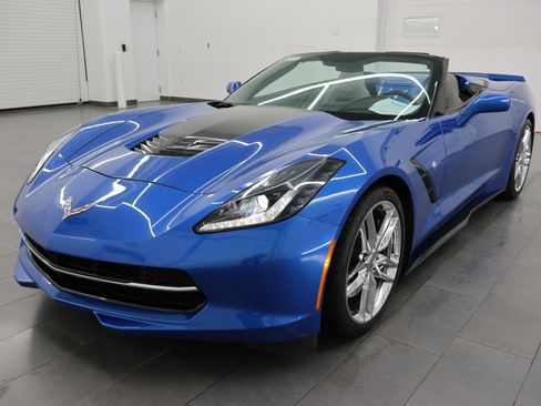 Used 2014 Chevrolet Corvette Stingray Convertible w/ 2LT Preferred Equipment Group RWD image 47