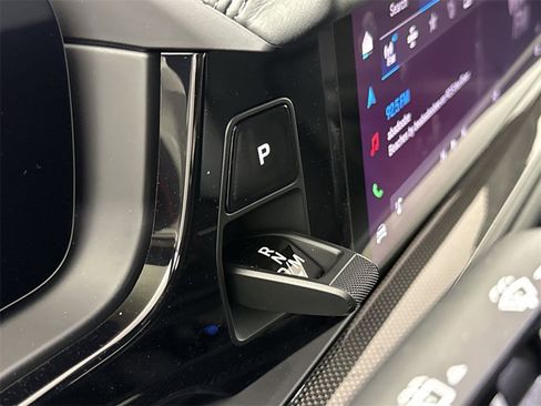 New 2025 Porsche Cayenne GTS image 32