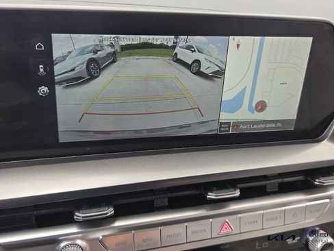Certified 2024 Kia Telluride S FWD image 22