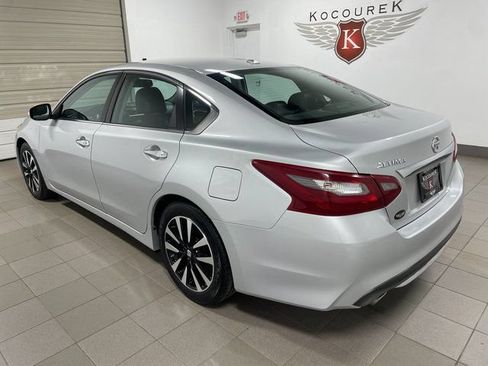 Used 2018 Nissan Altima 2.5 SL FWD image 4