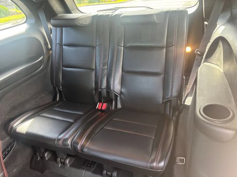 Used 2023 Dodge Durango R/T w/ Tow 'N Go Package AWD/4WD image 39