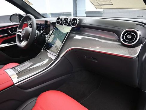 New 2025 Mercedes-Benz GLC 43 AMG 4MATIC image 34