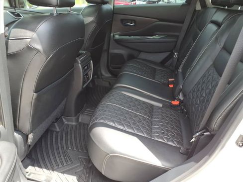 Used 2019 Nissan Murano Platinum w/ Cargo Package FWD image 12