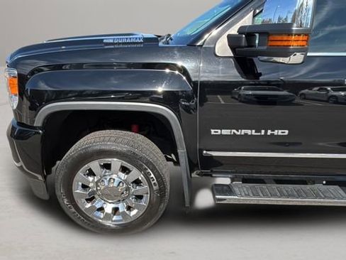 Used 2018 GMC Sierra 2500 Denali w/ Duramax Plus Package image 32