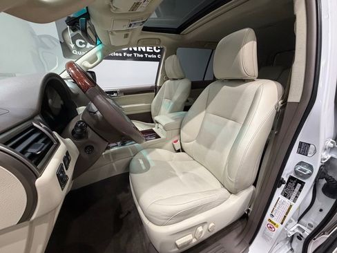 Used 2012 Lexus GX 460 w/ Comfort Plus Pkg image 24