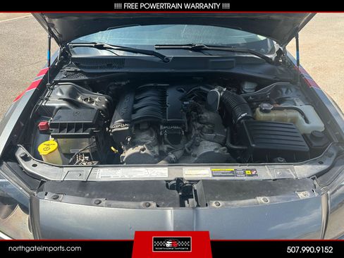 Used 2005 Dodge Magnum SE image 10