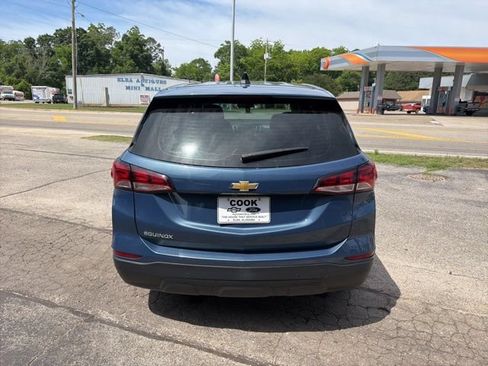 Used 2024 Chevrolet Equinox LS w/ Driver Confidence II Package FWD image 6