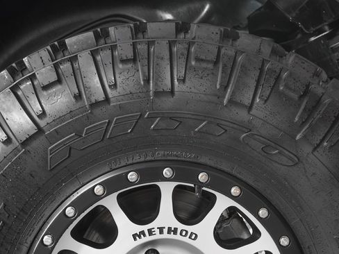 Used 2024 Jeep Wrangler Unlimited Rubicon w/ Technology Group image 31