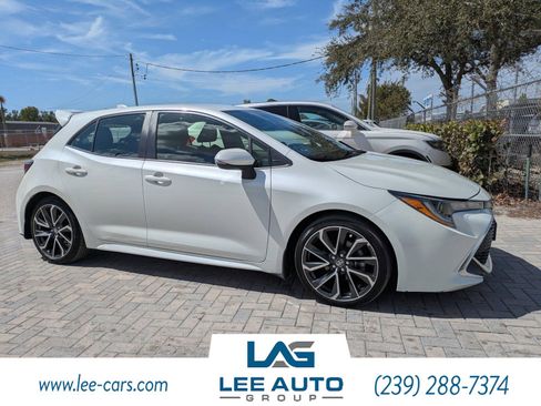 Used 2019 Toyota Corolla XSE image 1