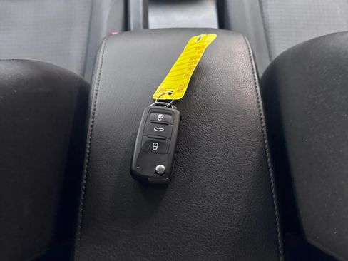 Used 2015 Volkswagen Jetta TDI S FWD image 17