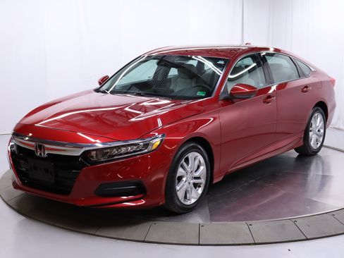 Used 2018 Honda Accord LX image 2