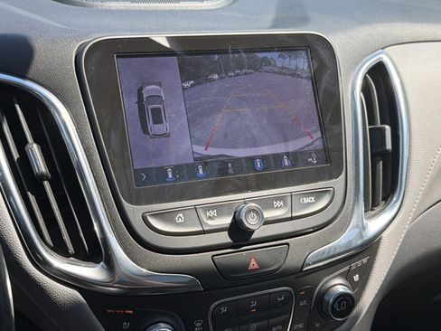 Used 2020 Chevrolet Equinox Premier FWD image 25