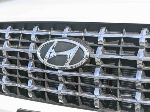 New 2026 Hyundai Venue SEL image 14