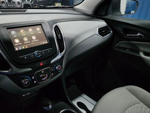 Used 2019 Chevrolet Equinox LS image 25