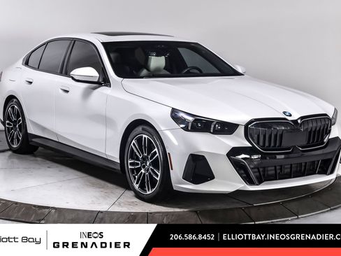 Used 2024 BMW 530i xDrive w/ M Sport Package AWD/4WD image 1