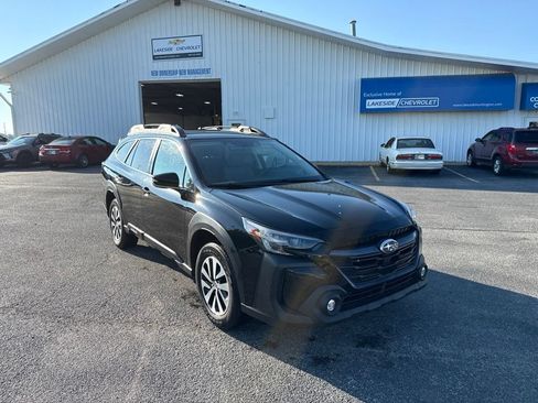 Used 2024 Subaru Outback Premium AWD/4WD image 7
