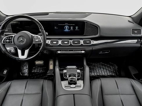 Used 2023 Mercedes-Benz Maybach GLS 600 4MATIC image 11