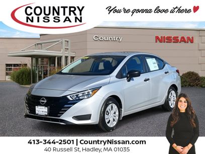 New 2025 Nissan Versa S w/ Trunk Package