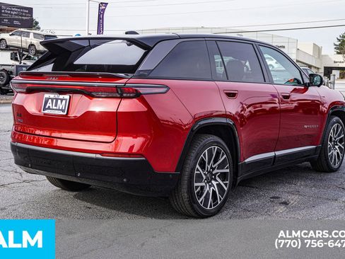 Used 2025 Jeep Wagoneer S Limited image 7