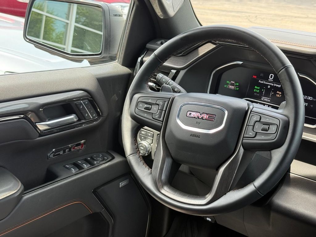 Used 2024 GMC Sierra 1500 AT4 w/ Technology Package AWD/4WD image 14