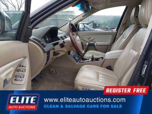 Used 2013 Volvo XC90 3.2 image 28