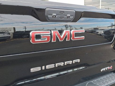 Used 2022 GMC Sierra 1500 AT4 image 30