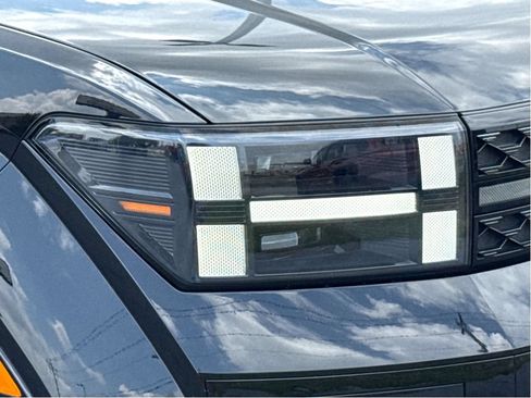 Used 2025 Hyundai Santa Fe Calligraphy AWD/4WD image 5