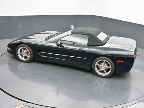 Used 2003 Chevrolet Corvette Convertible w/ Preferred Equipment Group1 image 46
