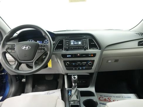 Used 2017 Hyundai Sonata SE FWD image 26