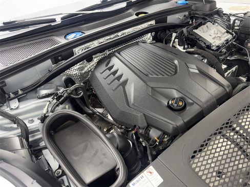 Used 2022 Porsche Macan image 73