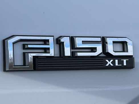 Certified 2019 Ford F150 XLT w/ Equipment Group 302A Luxury image 3