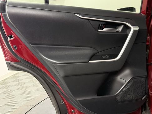 Used 2023 Toyota RAV4 XLE image 31