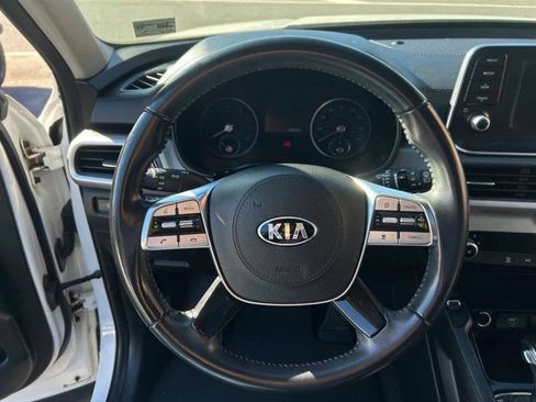 Used 2020 Kia Telluride S w/ S 8 Passenger Seating Package image 10