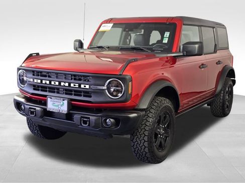Certified 2024 Ford Bronco Black Diamond AWD/4WD image 3