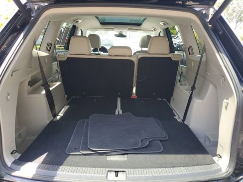 Used 2018 Volkswagen Atlas SEL FWD image 9
