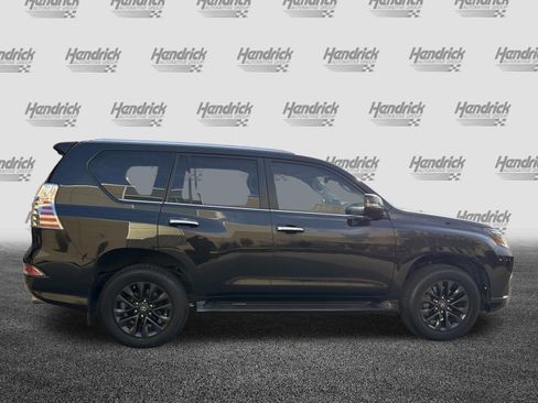 Used 2023 Lexus GX 460 Premium image 11