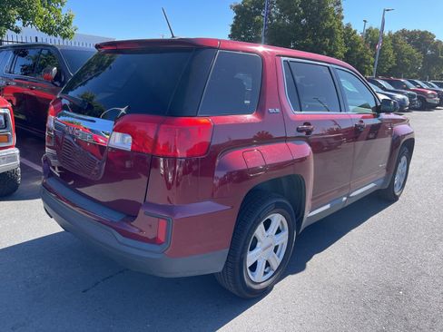 Used 2016 GMC Terrain SLE FWD image 2