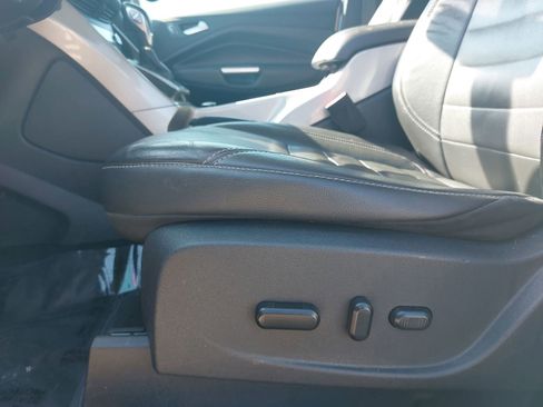 Used 2016 Ford C-MAX SEL image 27