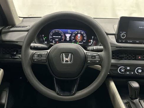 Used 2023 Honda Accord LX image 15