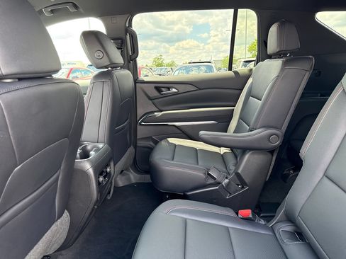 Used 2026 Chevrolet Traverse Z71 AWD/4WD image 13