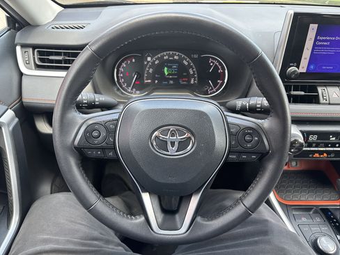 Used 2024 Toyota RAV4 Adventure AWD/4WD image 18