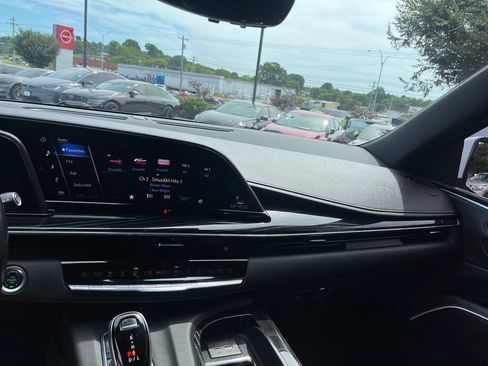 Used 2021 Cadillac Escalade ESV Sport w/ Driver Assist Tech Package AWD/4WD image 14