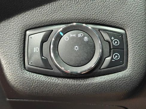 Used 2013 Ford Escape SEL w/ Class II Trailer Tow Pkg image 39