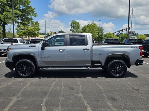 Used 2025 Chevrolet Silverado 2500 Custom w/ Custom Value Package AWD/4WD image 13
